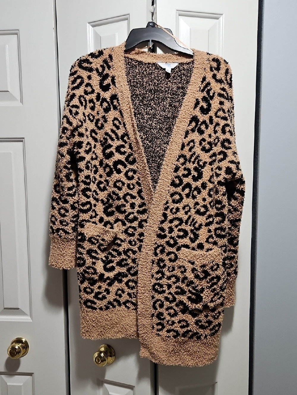 Cozy Plush Leopard Print Cardigan